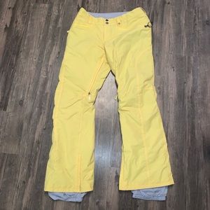 NWOT Burton Large Yellow Snow Pants